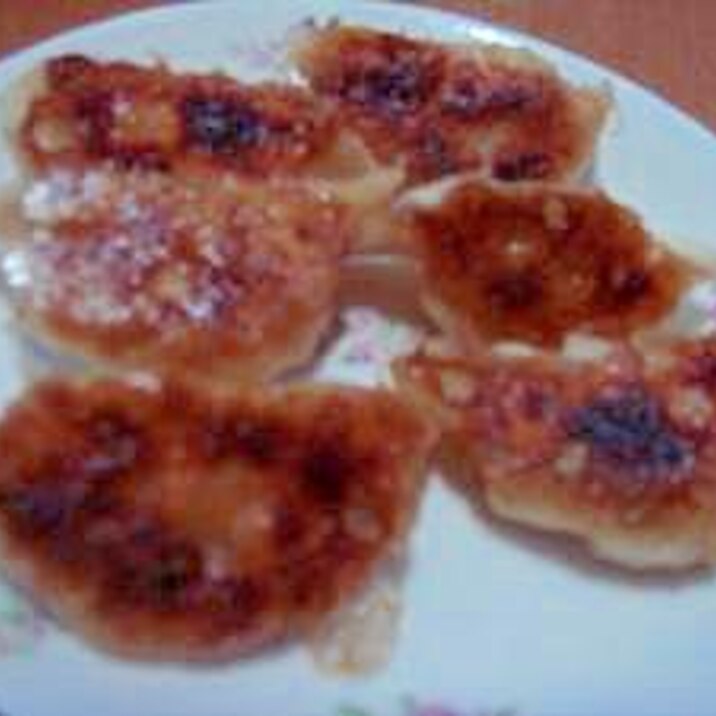 おひとりさま餃子 少ない量でも皮から簡単に焼き餃子 レシピ 作り方 By Raka1978 楽天レシピ おひとりさま餃子 少ない量でも皮から簡単に焼き餃子 レシピ 作り方 By Raka1978 楽天レシピ